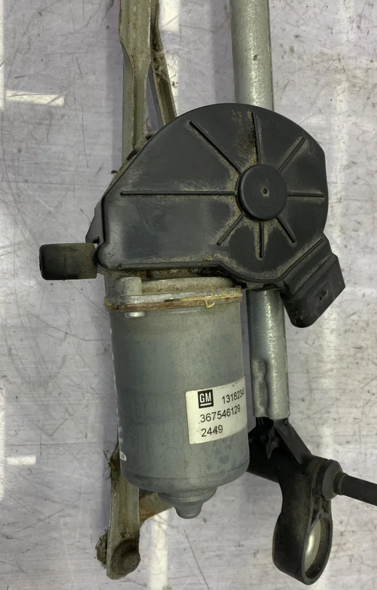 Moteur essuie-glace avant OPEL CORSA D PHASE 1 occasion