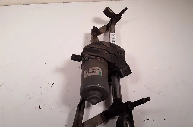 Moteur essuie-glace avant Opel CORSA D (S07) 1.3 cdti (l08, l68) (2006-2014) 3 portes occasion