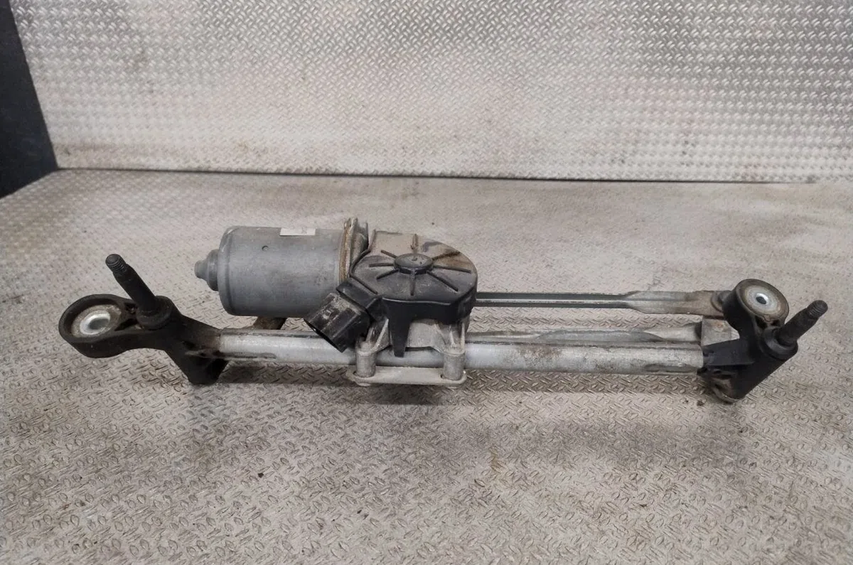 Moteur essuie-glace avant Opel CORSA D (S07) 1.3 cdti (l08, l68) (2006-2014) 5 portes occasion