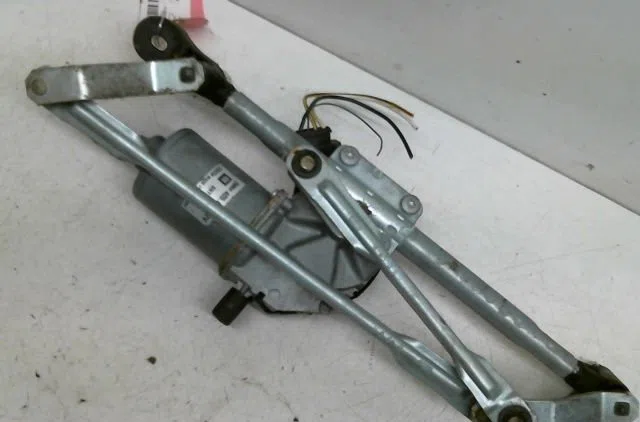 Moteur essuie-glace avant Opel CORSA D (S07) 1.4 (l08, l68) (2006-2014) 3 portes occasion
