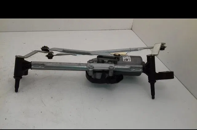 Moteur essuie-glace avant Opel CORSA E (X15) 1.2 (08, 68) (2014) occasion