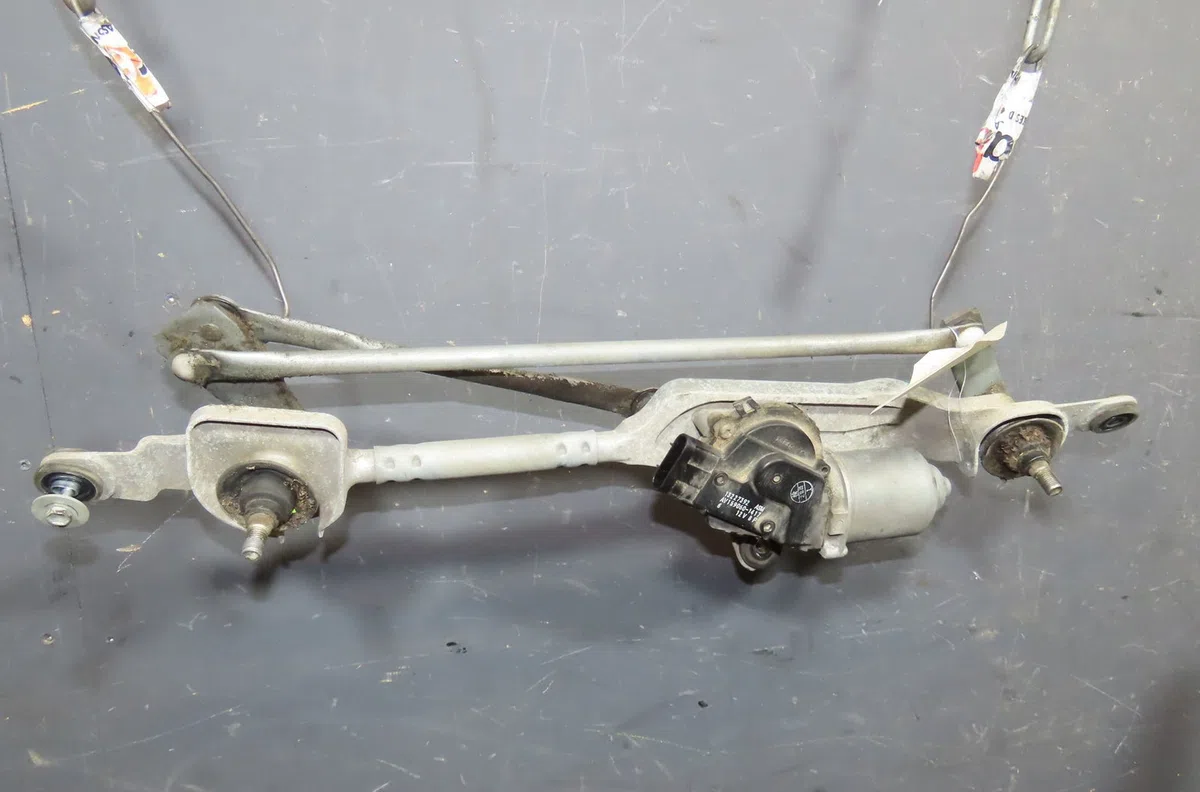 Moteur essuie-glace avant Opel INSIGNIA A Sports Tourer (G09) 2.0 cdti (35) (2008-2015) occasion