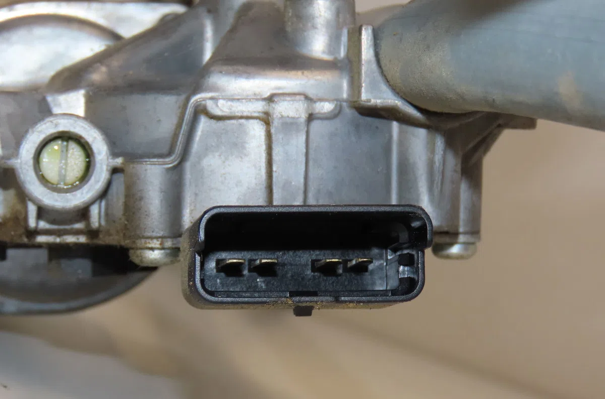 Moteur essuie-glace avant Opel MOVANO B Camionnette (X62) 2.3 cdti rwd (fv) (2010) occasion