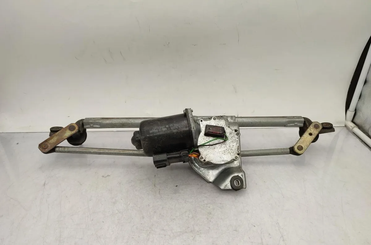Moteur essuie-glace avant OPEL TIGRA 1 COUPE occasion