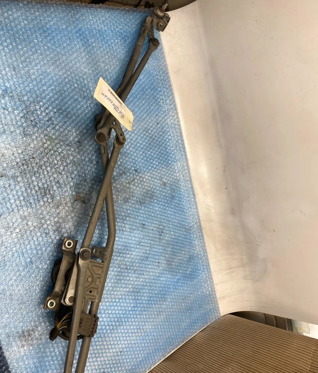 Moteur essuie-glace avant Opel ZAFIRA A Monospace (T98) 2.2 dti 16v (f75) (2002-2005) 5 portes occasion