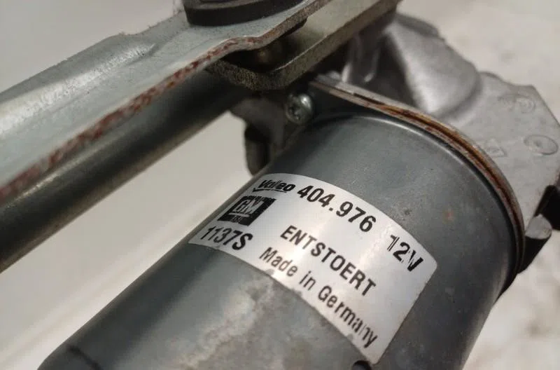 Moteur essuie-glace avant OPEL ZAFIRA B PHASE 1 occasion