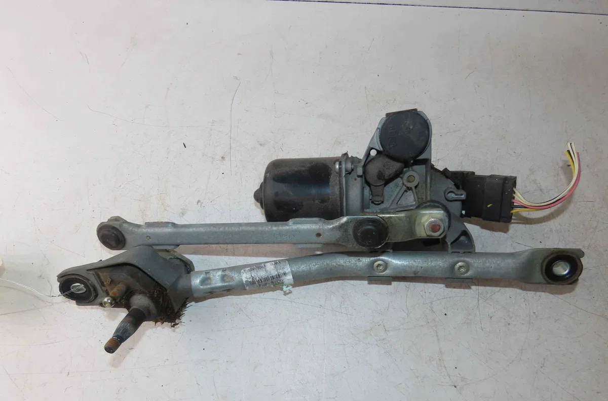 Moteur essuie-glace avant PEUGEOT 107 occasion