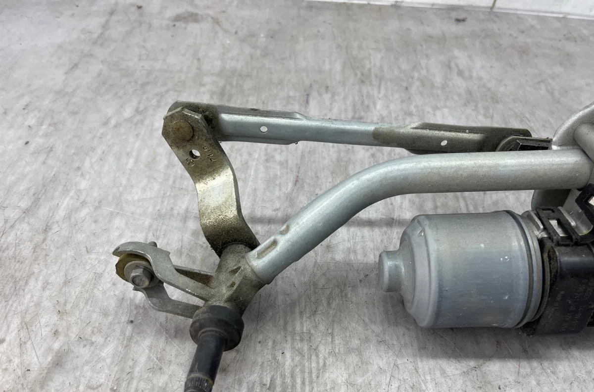 Moteur essuie-glace avant PEUGEOT 2008 1 PHASE 1 occasion