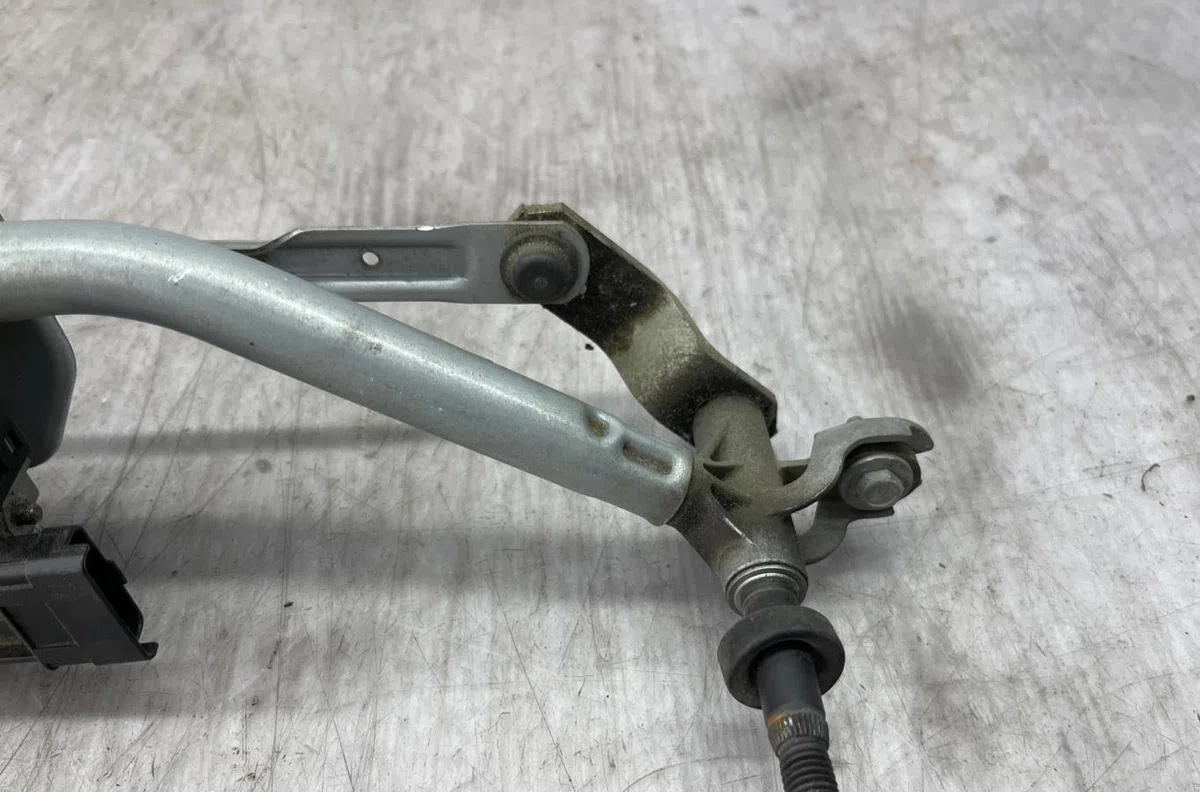 Moteur essuie-glace avant PEUGEOT 2008 1 PHASE 1 occasion