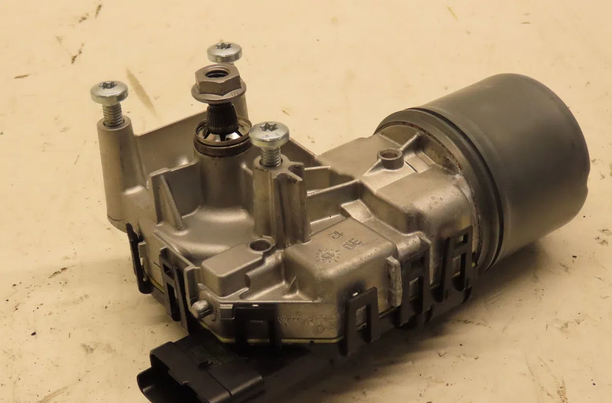 Moteur essuie-glace avant Peugeot 2008 I (CU_) 1.2 thp 130 - puretech 130 (2015) occasion