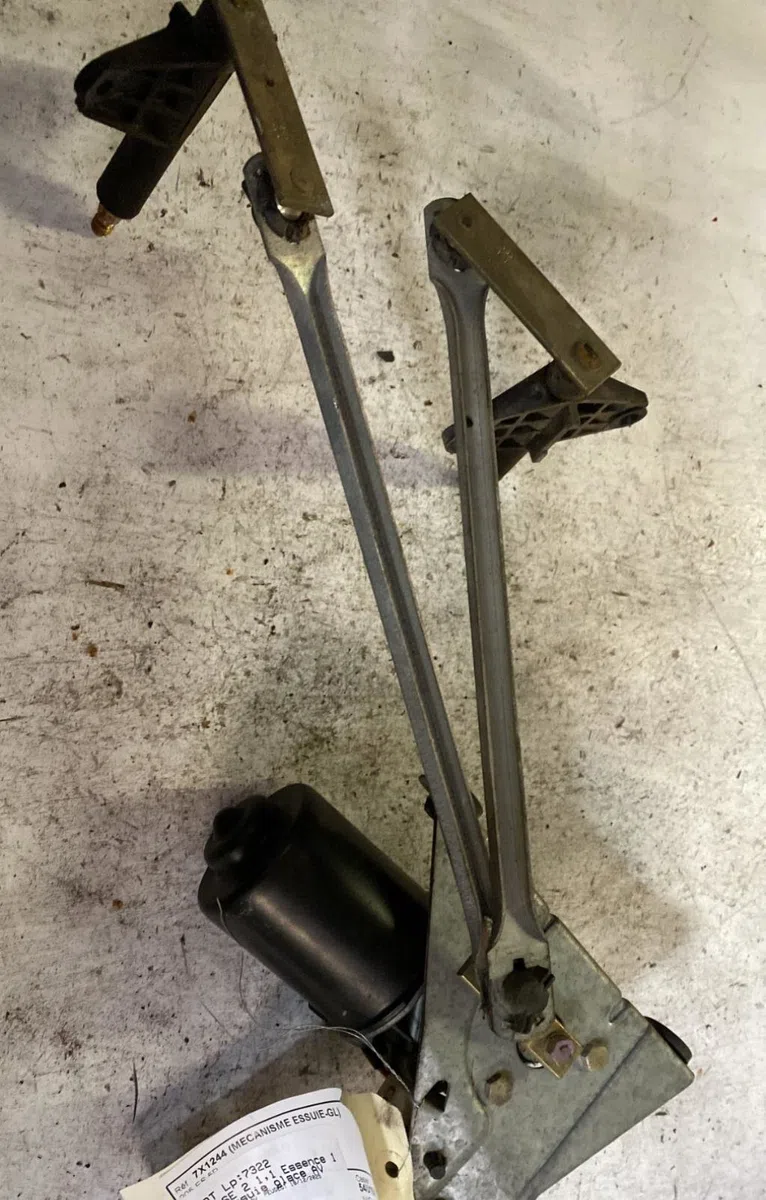 Moteur essuie-glace avant Peugeot 205 II (20A-C) 1.1 (1987-1992) occasion