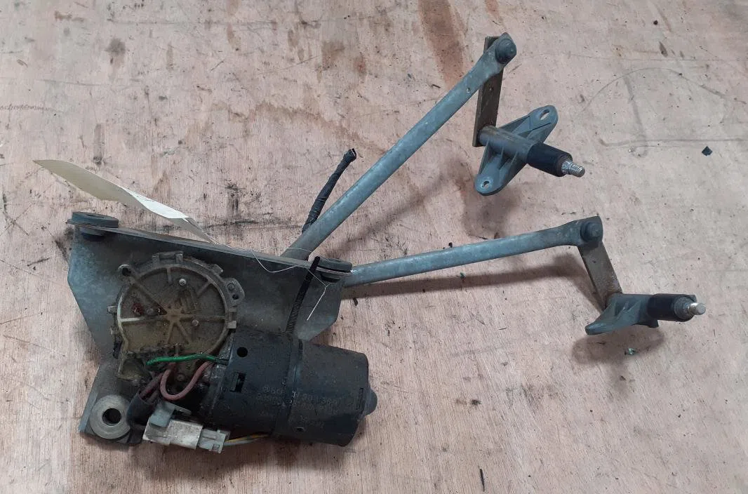 Moteur essuie-glace avant PEUGEOT 205 PHASE 2 occasion