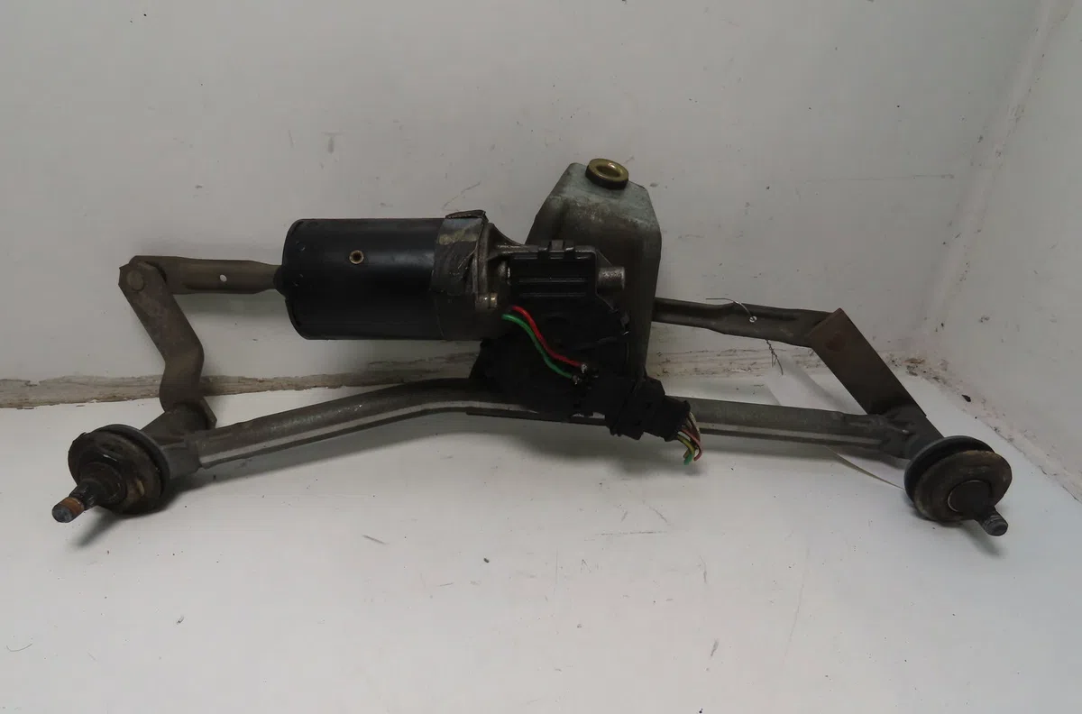 Moteur essuie-glace avant Peugeot 206 CC (2D) 2.0 s16 (2000-2007) occasion