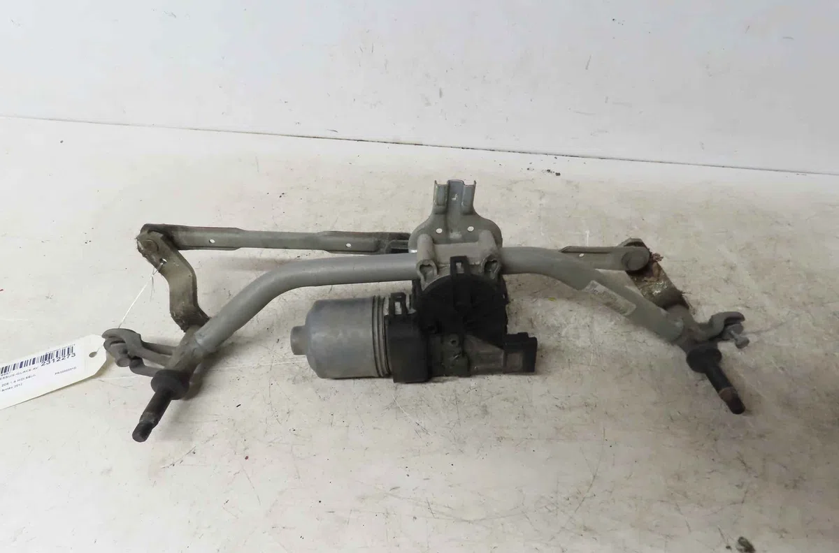 Moteur essuie-glace avant PEUGEOT 208 I occasion