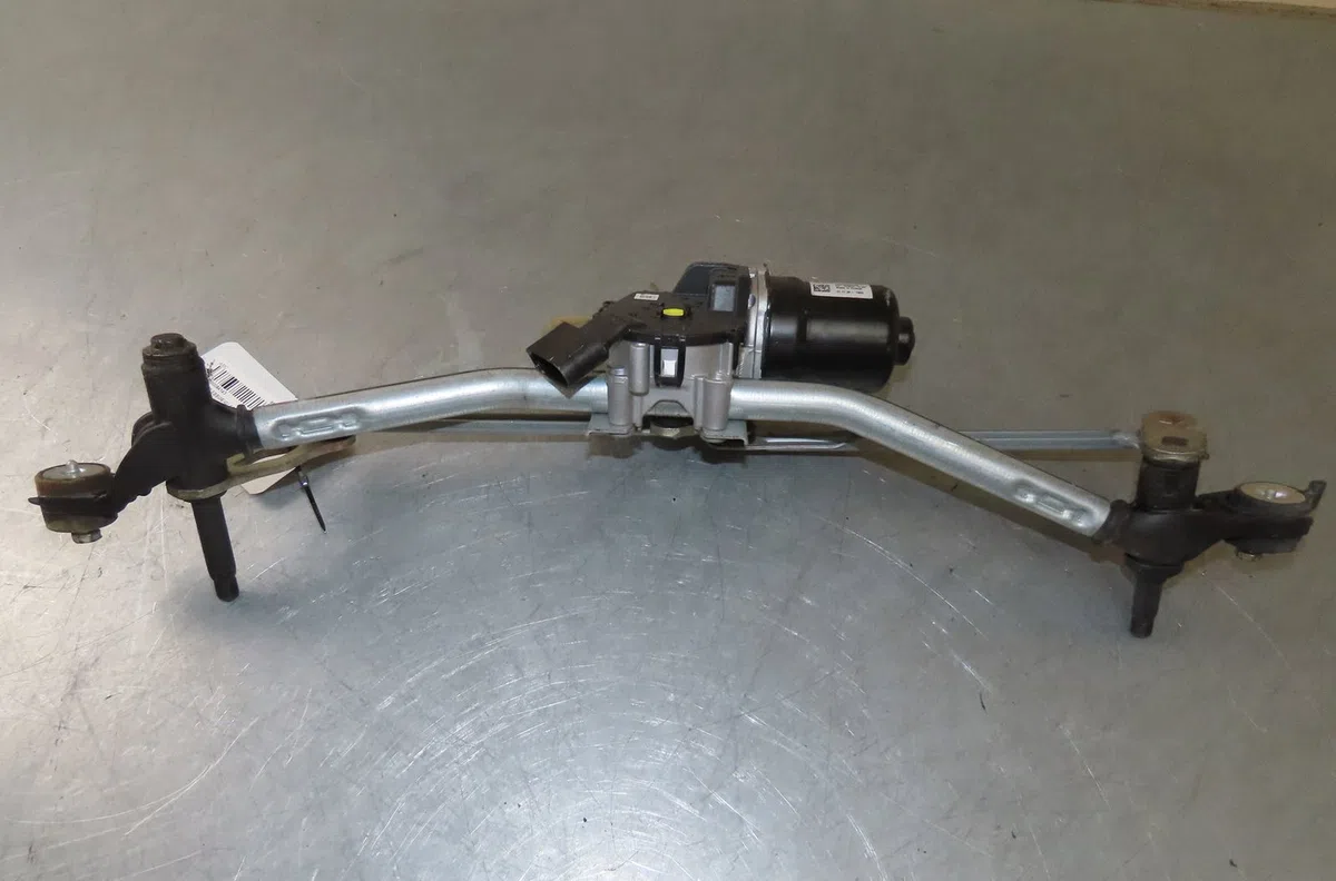 Moteur essuie-glace avant Peugeot 208 II (UB_, UP_, UW_, UJ_) 1.2 puretech 75 (2019) occasion