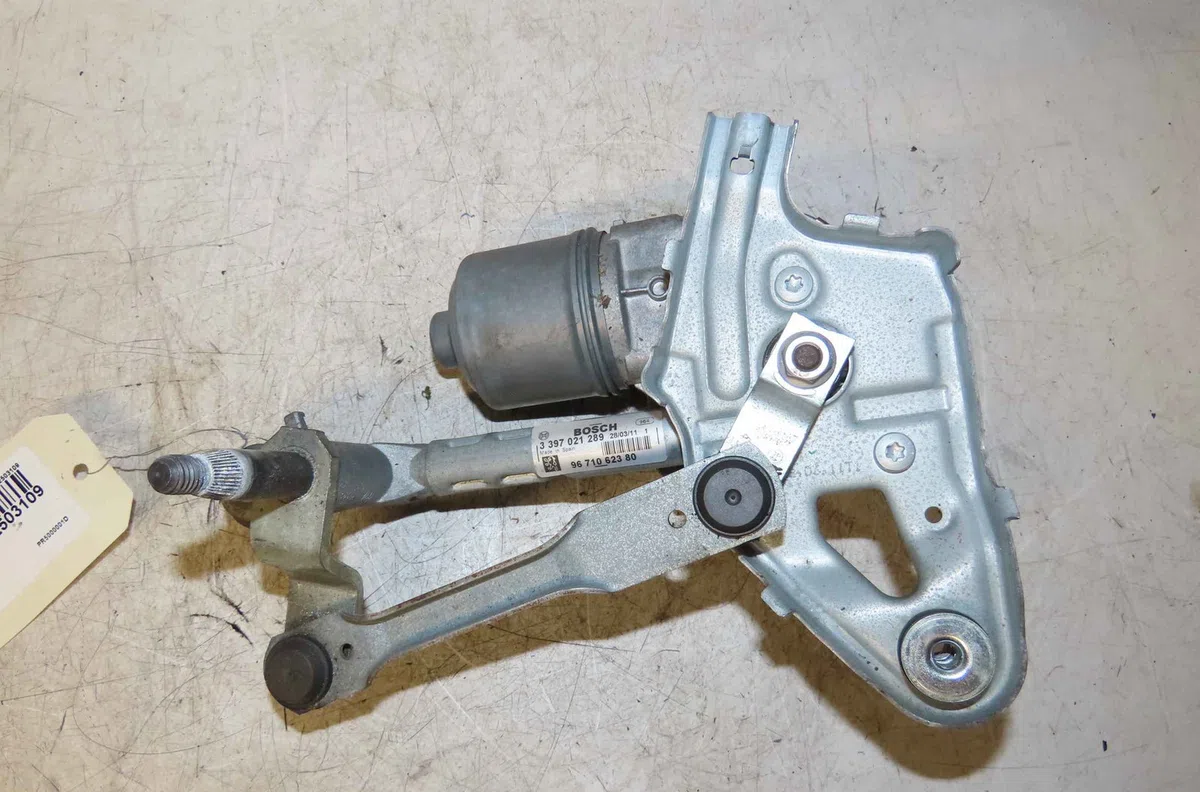 Moteur essuie-glace avant PEUGEOT 3008 I occasion