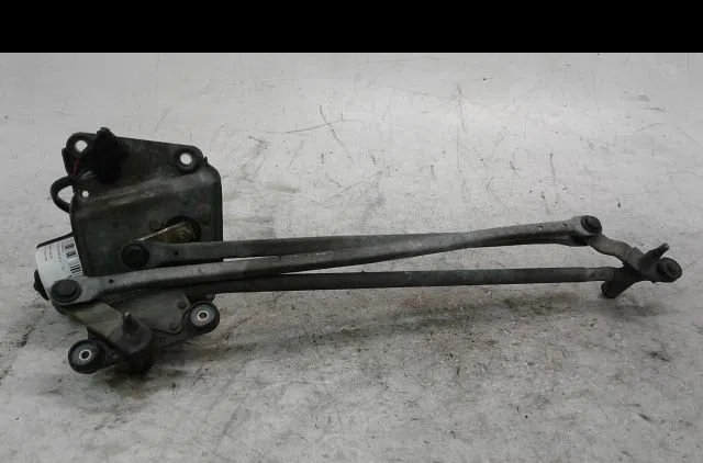 Moteur essuie-glace avant Peugeot 306 3-5 portes (7A, 7C, N3, N5) 1.9 dt (1993-2001) occasion