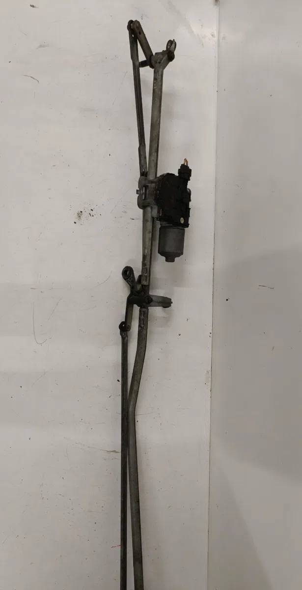 Moteur essuie-glace avant PEUGEOT 308 1 SW PHASE 1 BREAK occasion