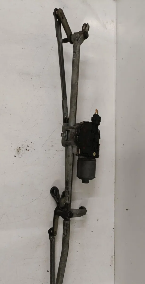 Moteur essuie-glace avant PEUGEOT 308 1 SW PHASE 1 BREAK occasion