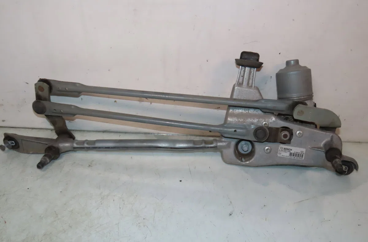 Moteur essuie-glace avant PEUGEOT 308 2015 occasion