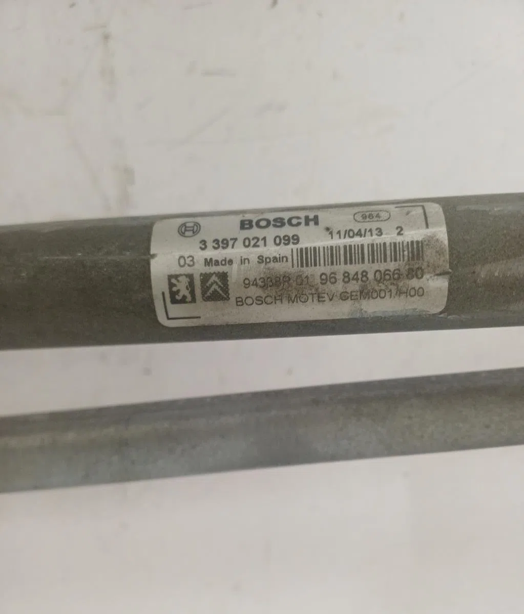 Moteur essuie-glace avant Peugeot 308 I (4A_, 4C_) 2.0 hdi (2007-2014) occasion