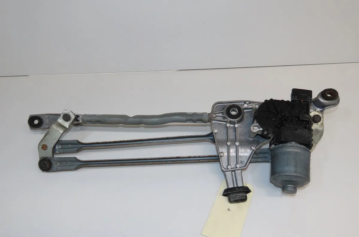 Moteur essuie-glace avant Peugeot 308 II (LB_, LP_, LW_, LH_, L3_) 1.6 hdi (2013-2021) occasion