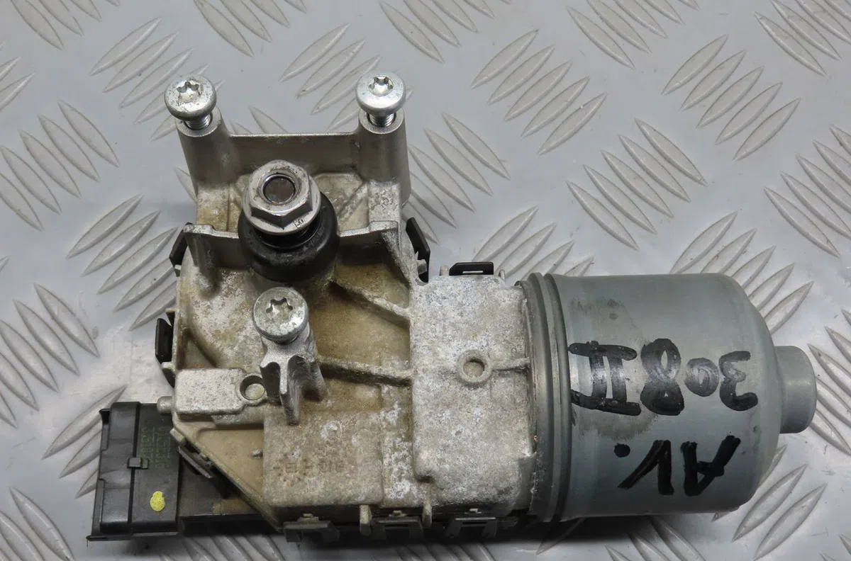 Moteur essuie-glace avant Peugeot 308 II (LB_, LP_, LW_, LH_, L3_) 1.6 thp 125 (2013-2021) occasion