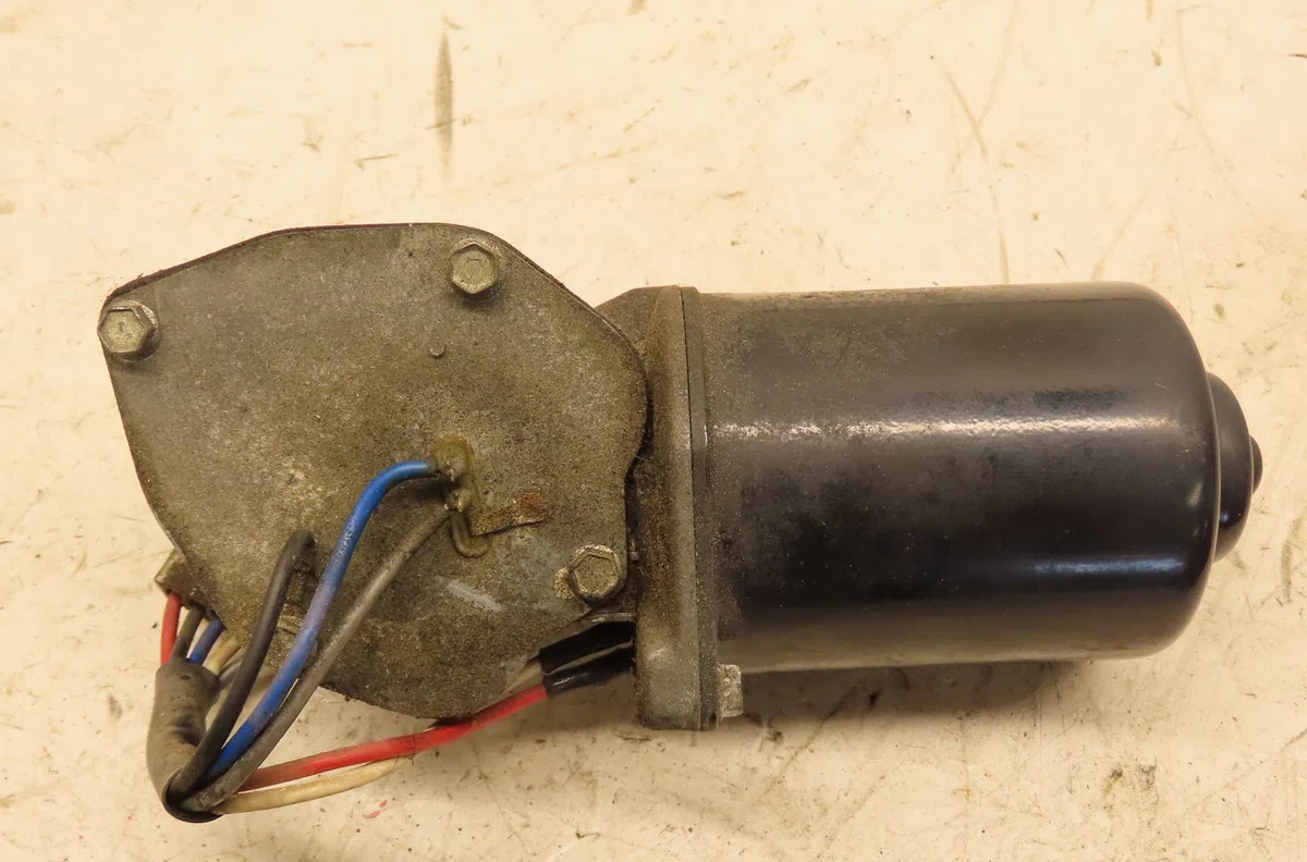 Moteur essuie-glace avant Peugeot 309 I (10C, 10A) 1.3 (1985-1989) occasion