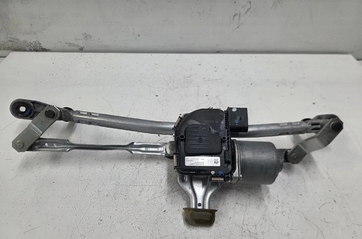 Moteur essuie-glace avant PEUGEOT 5008 2 PHASE 1 occasion
