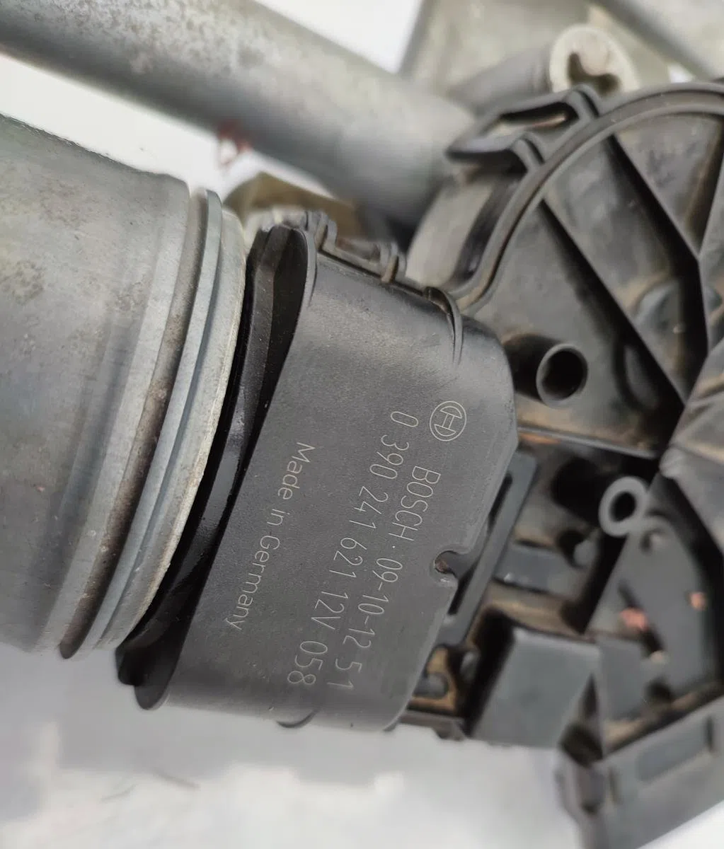 Moteur essuie-glace avant PEUGEOT PARTNER 2 PHASE 1 occasion