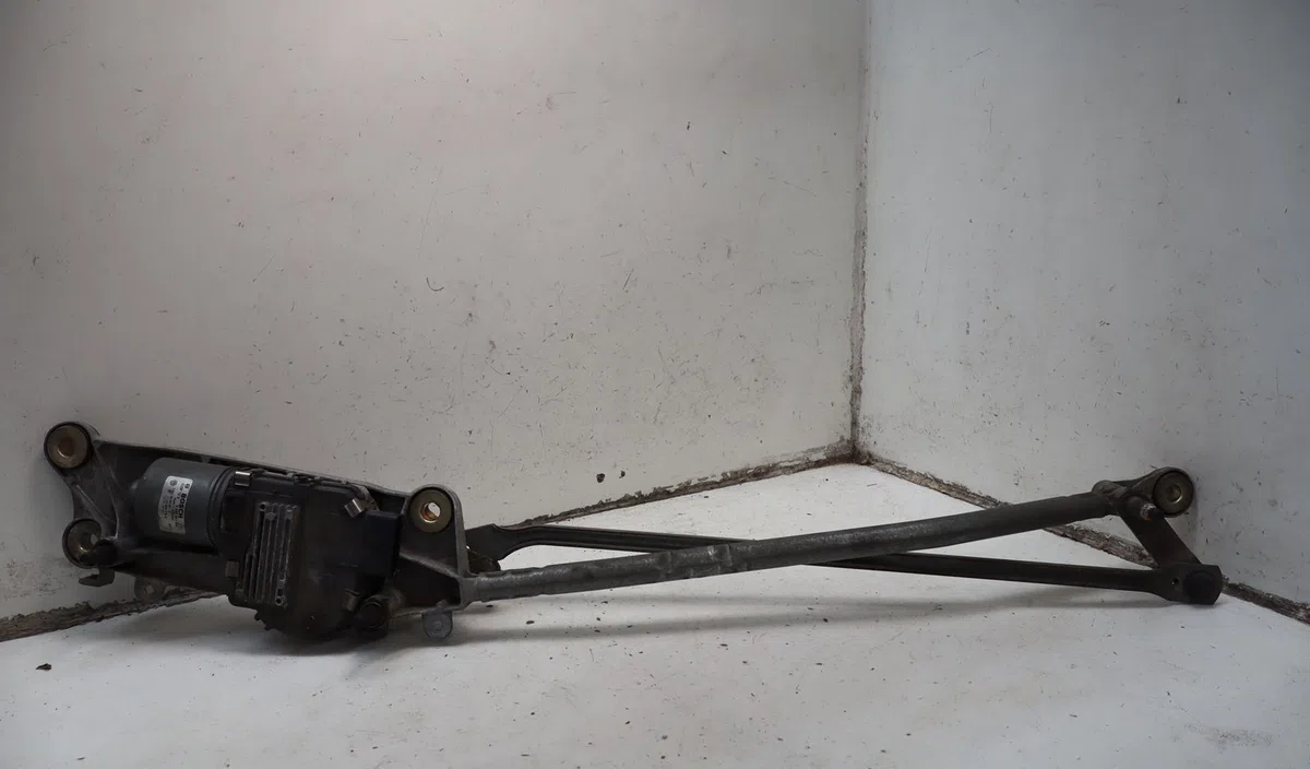 Moteur essuie-glace avant Porsche CAYENNE (9PA) S 4.5 (2002-2007) occasion