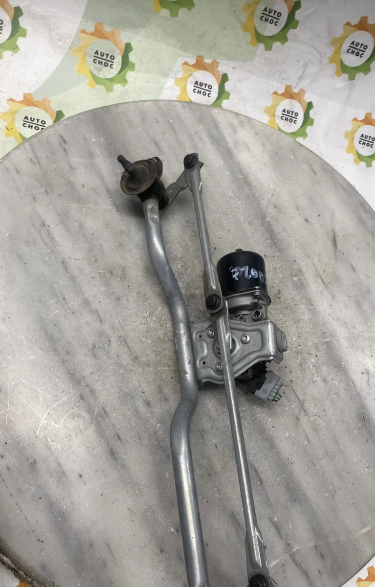 Moteur essuie-glace avant RENAULT CLIO 2 CAMPUS PHASE 2 occasion
