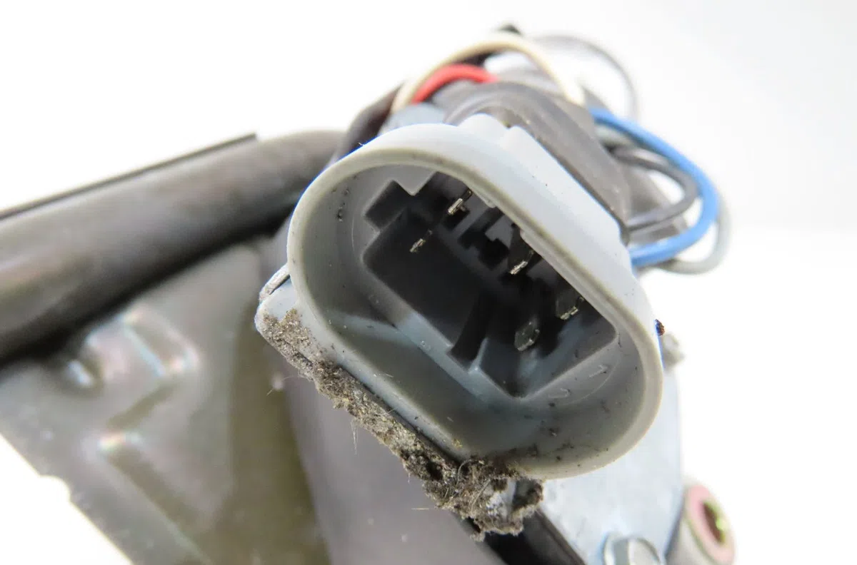 Moteur essuie-glace avant Renault CLIO I (B-C57_, 5-357_) 1.9 d (b-c-s576, b-c-s57l) (1991-1998) occasion