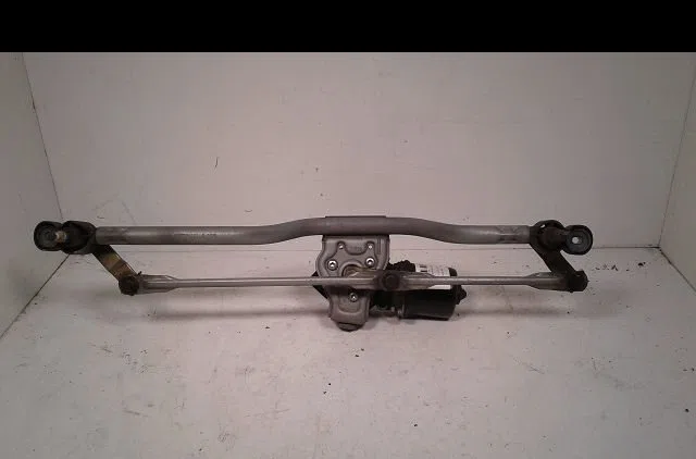 Moteur essuie-glace avant Renault CLIO II (BB_, CB_) 1.5 dci (b-c2j) (2004-2012) occasion