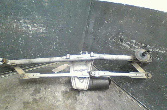Moteur essuie-glace avant Renault CLIO II (BB_, CB_) 1.9 d (b-cb0e, bb0j) (1998-2005) occasion