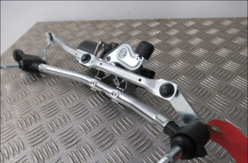 Moteur essuie-glace avant Renault CLIO III Grandtour (KR0-1_) 1.5 dci (kr0g) (2007-2012) occasion