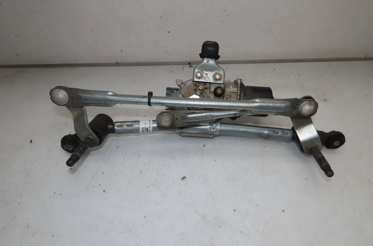 Moteur essuie-glace avant Renault CLIO V (B7_) 1.0 sce 65 (b7mg) (2021) occasion