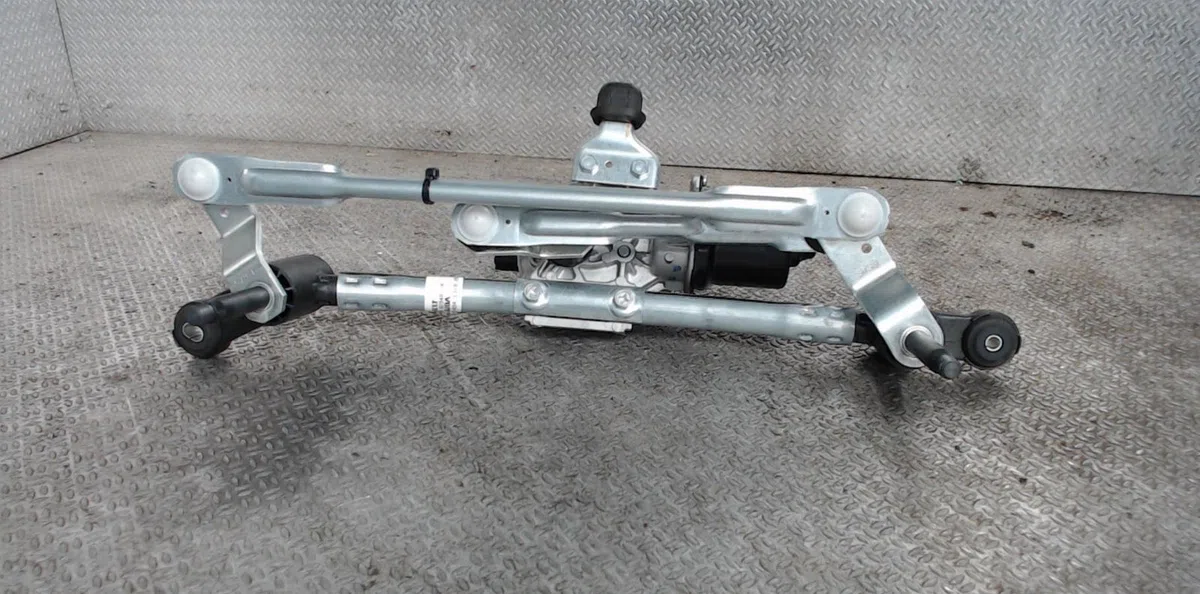 Moteur essuie-glace avant Renault CLIO V (B7_) 1.0 sce 75 (b7m5) (2019) occasion