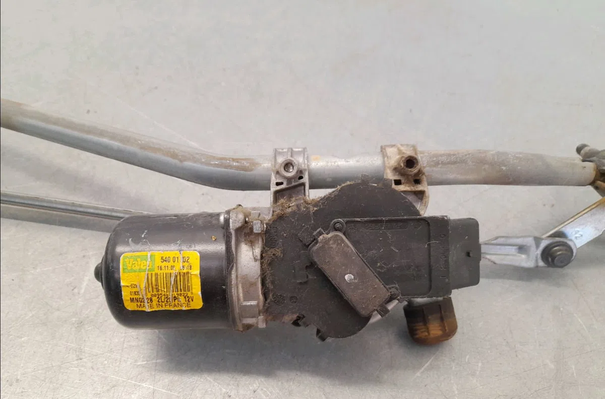 Moteur essuie-glace avant Renault KANGOO Express (FW0-1_) 1.5 dci 70 (fw0a, kw0v) (2008) 4 portes occasion