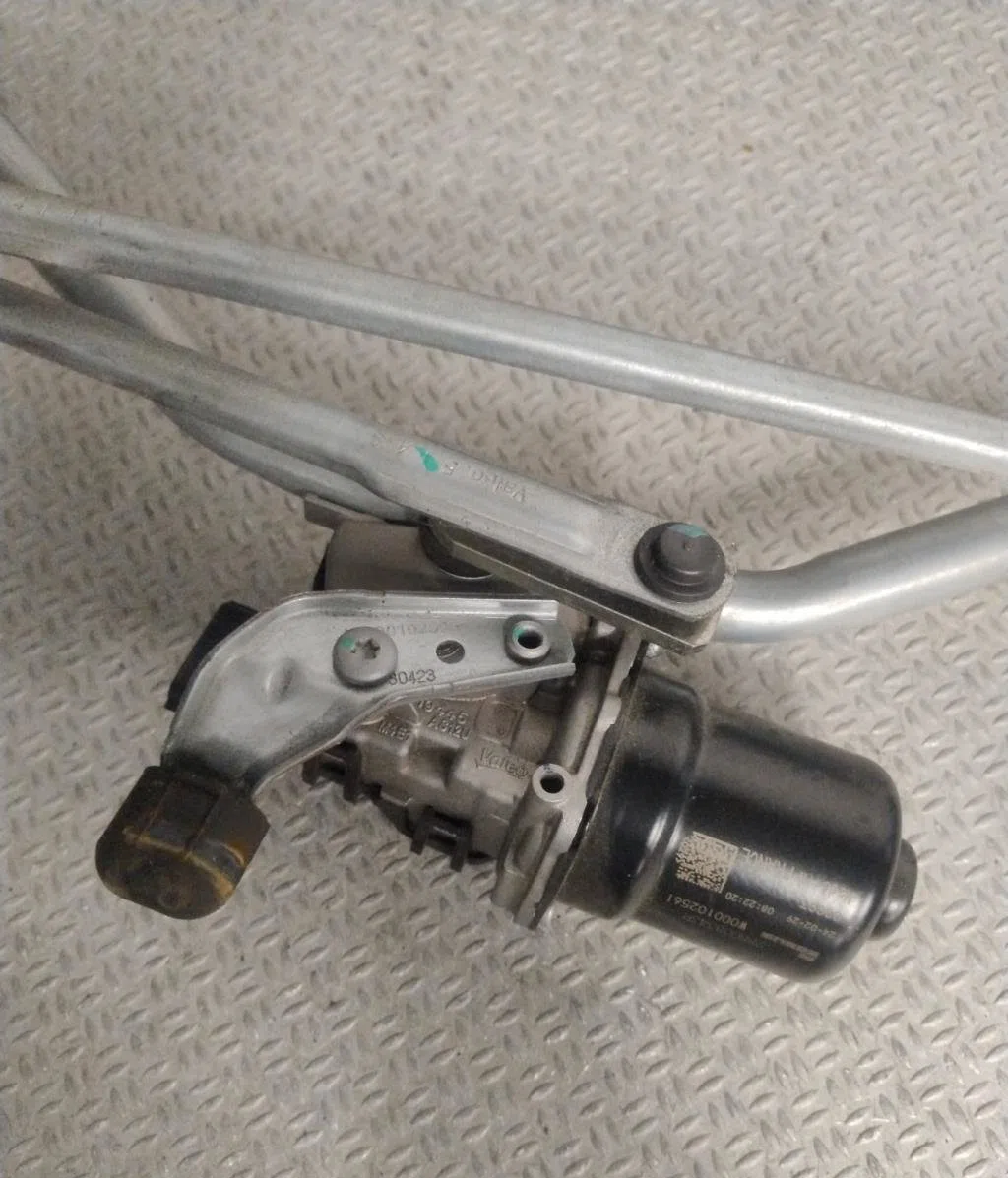Moteur essuie-glace avant Renault KANGOO III Monospace Tce 130 (kjmb) (2021) occasion
