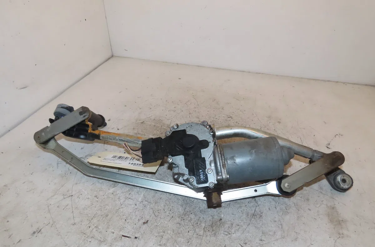 Moteur essuie-glace avant Renault LAGUNA III (BT0-1) 1.5 dci (bt00, bt0a, bt0t, bt1j) (2007-2015) 5 portes occasion