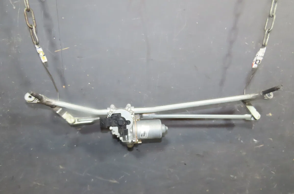 Moteur essuie-glace avant Renault MASTER III Camionnette (FV) 2.3 dci 130 fwd (fv0m, fv0y) (2016) occasion
