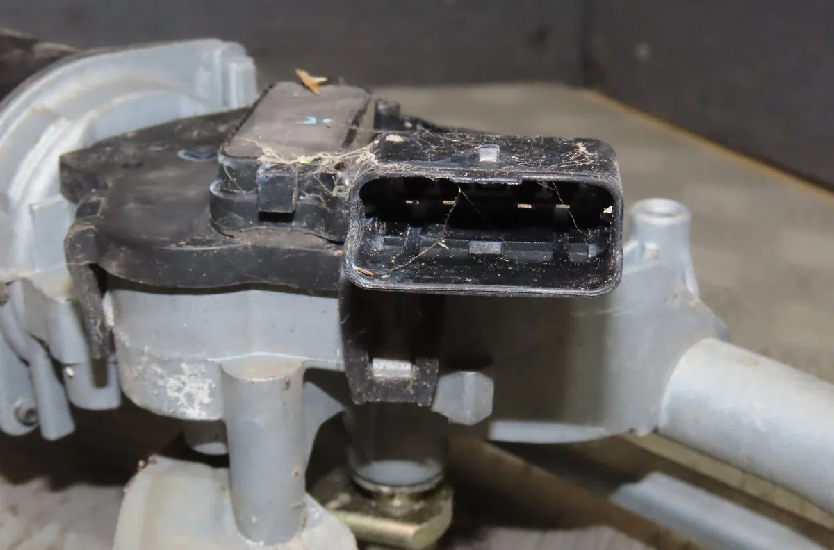 Moteur essuie-glace avant Renault MEGANE II Break (KM0-1_) 1.5 dci (km1f) (2005-2009) occasion