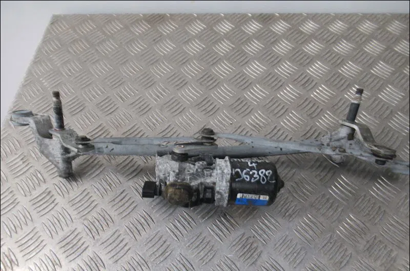 Moteur essuie-glace avant Renault MEGANE IV 3-5 portes (B9A-M-N_) 1.5 blue dci 115 (b9a6) (2018) occasion