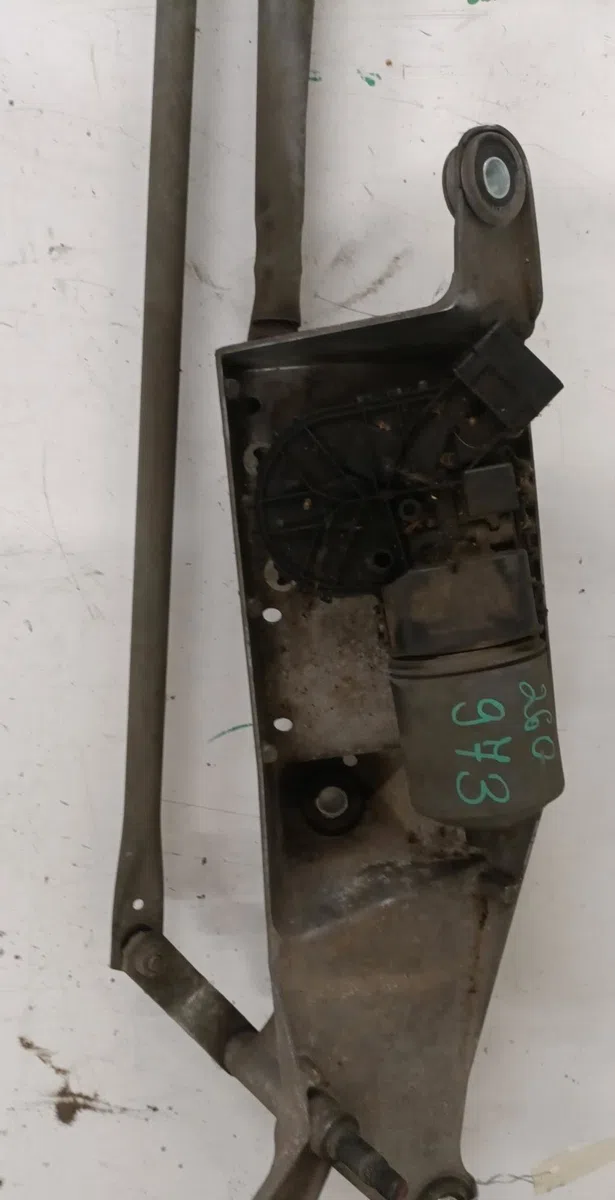 Moteur essuie-glace avant Renault MODUS - GRAND MODUS (F-JP0_) 1.5 dci (fp0e, jp0e) (2004) occasion