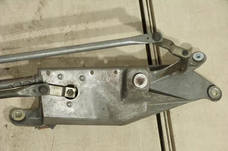 Moteur essuie-glace avant RENAULT MODUS PHASE 1 occasion