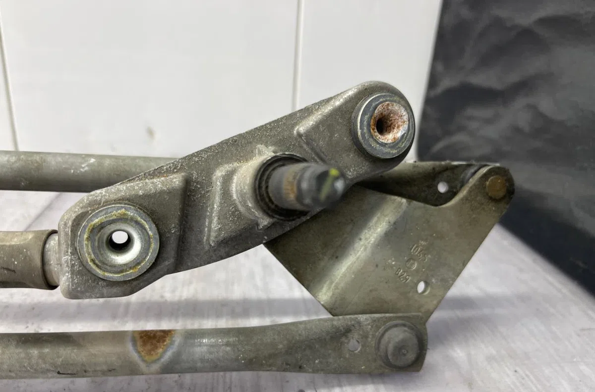 Moteur essuie-glace avant RENAULT MODUS PHASE 1 occasion
