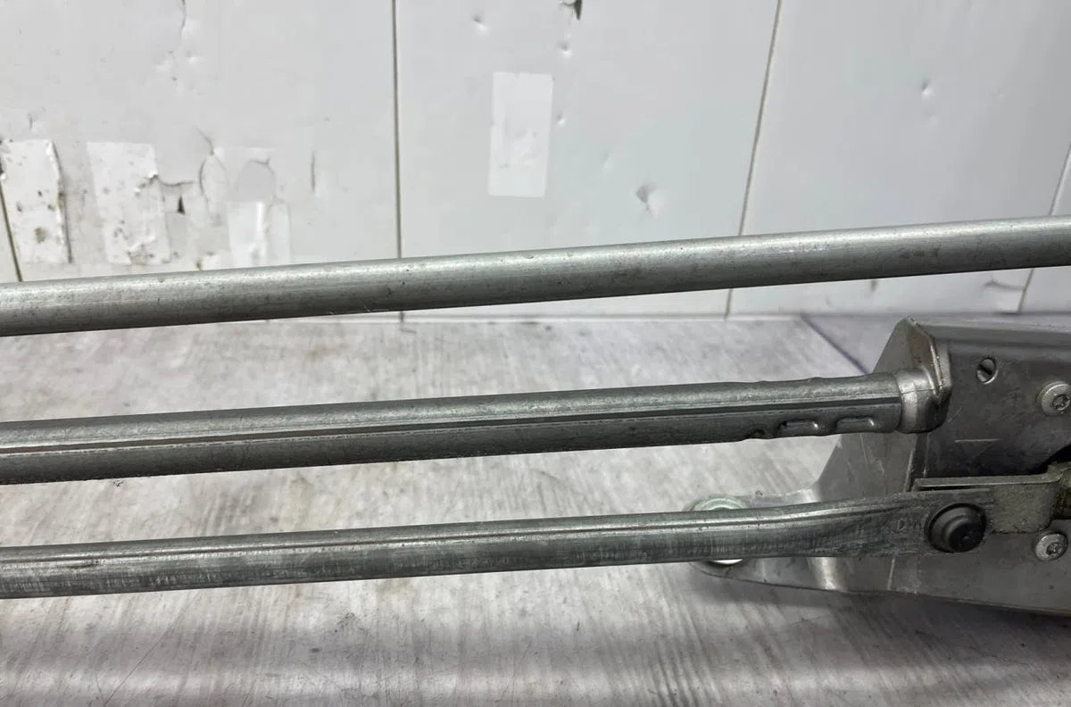 Moteur essuie-glace avant RENAULT MODUS PHASE 1 occasion
