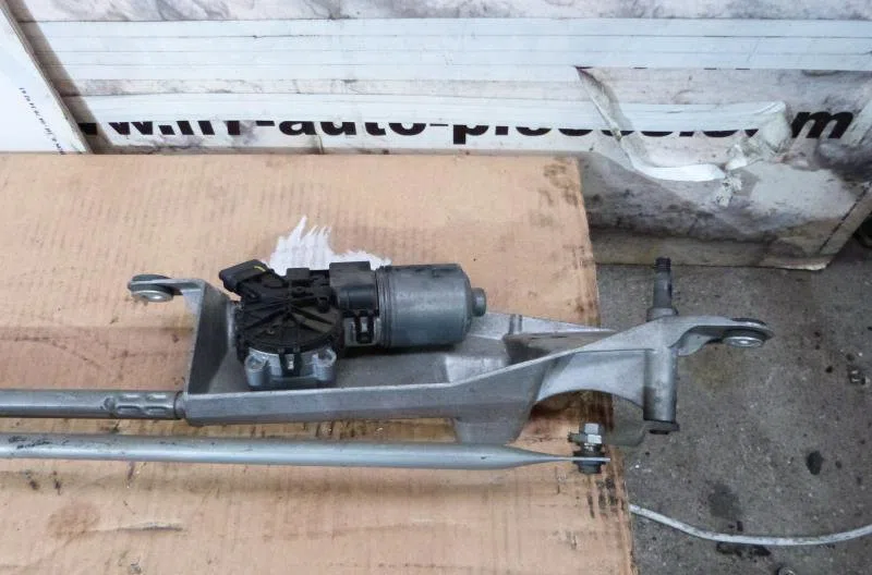 Moteur essuie-glace avant RENAULT MODUS PHASE 2 occasion