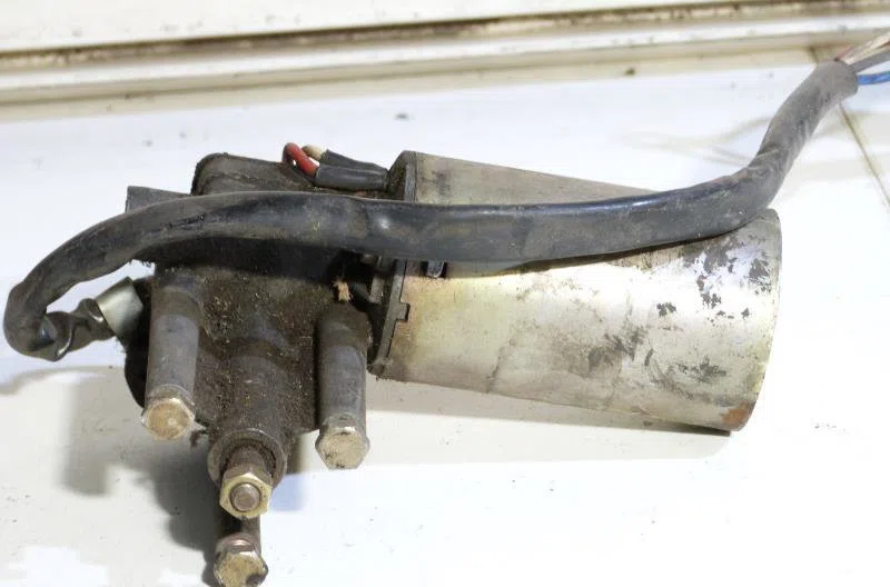 Moteur essuie-glace avant RENAULT R4 occasion